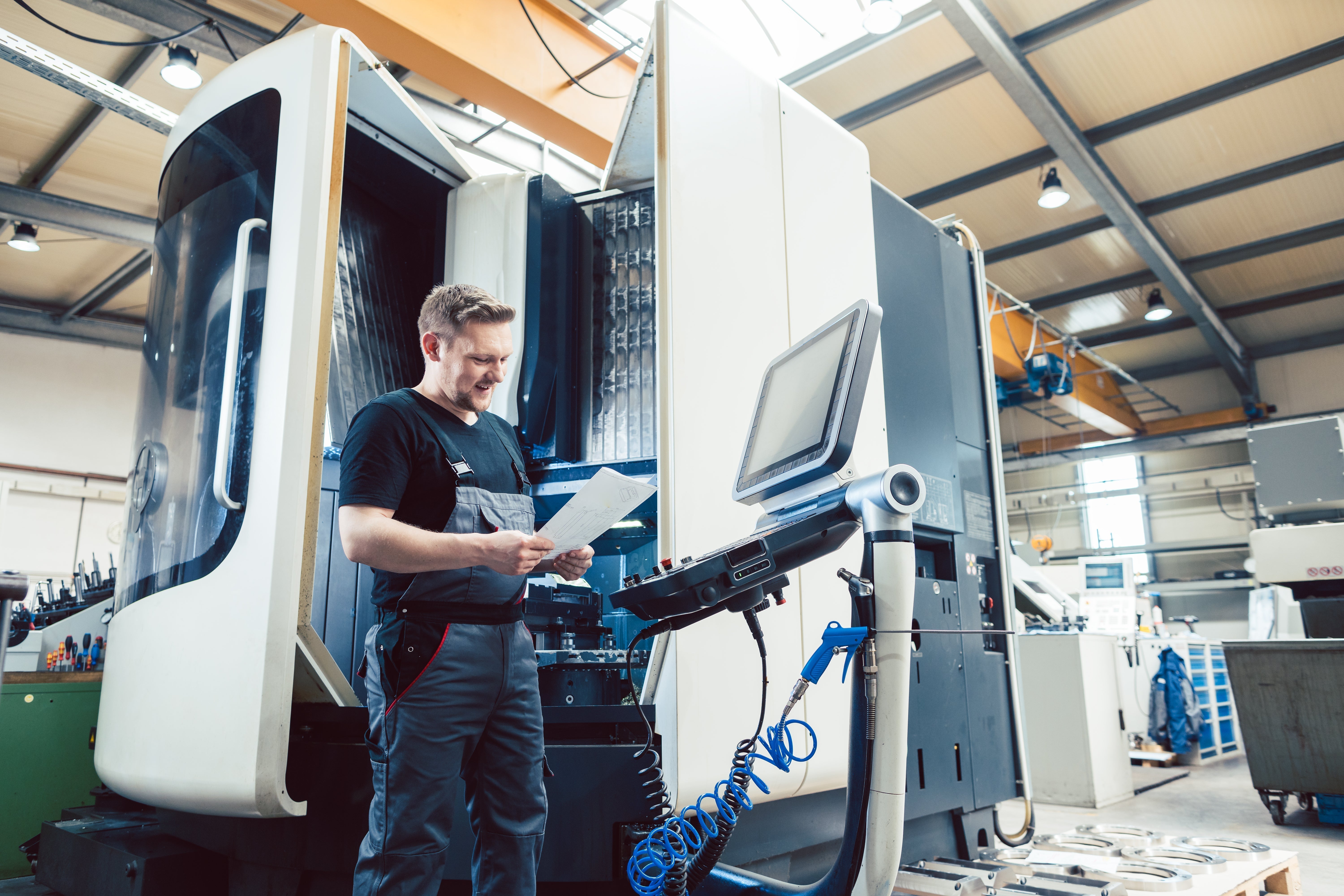 How Modern Tapping Arms Fit into Industry 4.0 Manufacturing – Roscamat